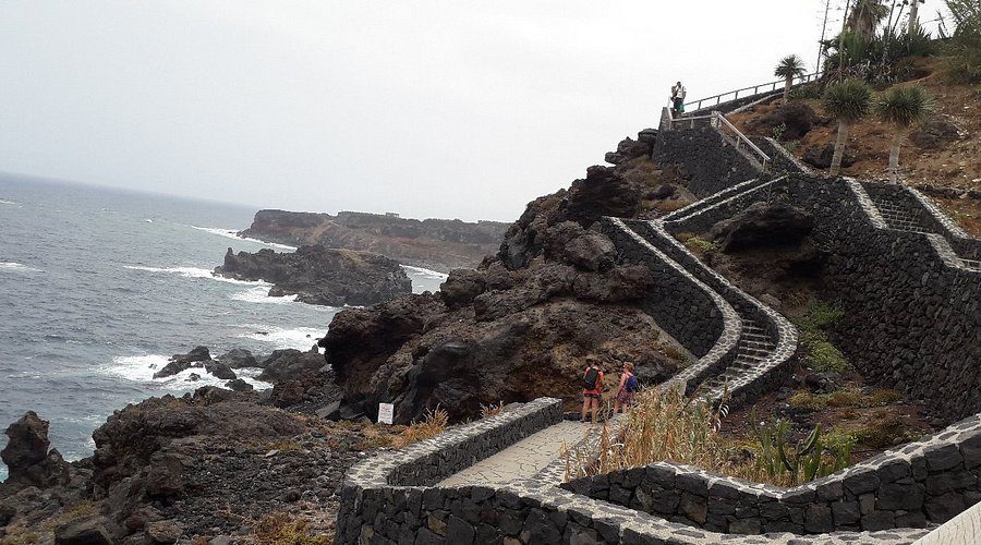 Acceso Charco de La Laja Tenerife
