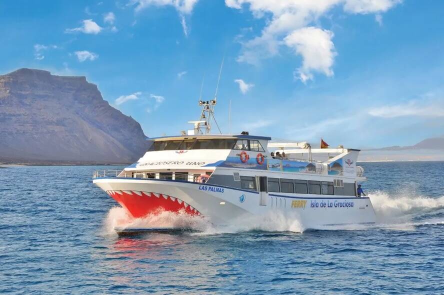 ferry la graciosa