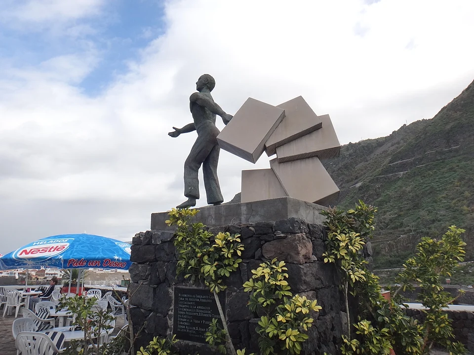 mirador del inmigrante en Garachico