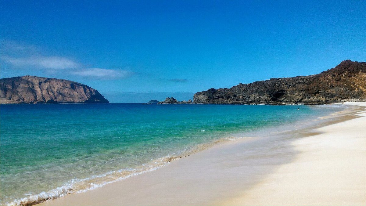 playa de las conchas la graciosa
